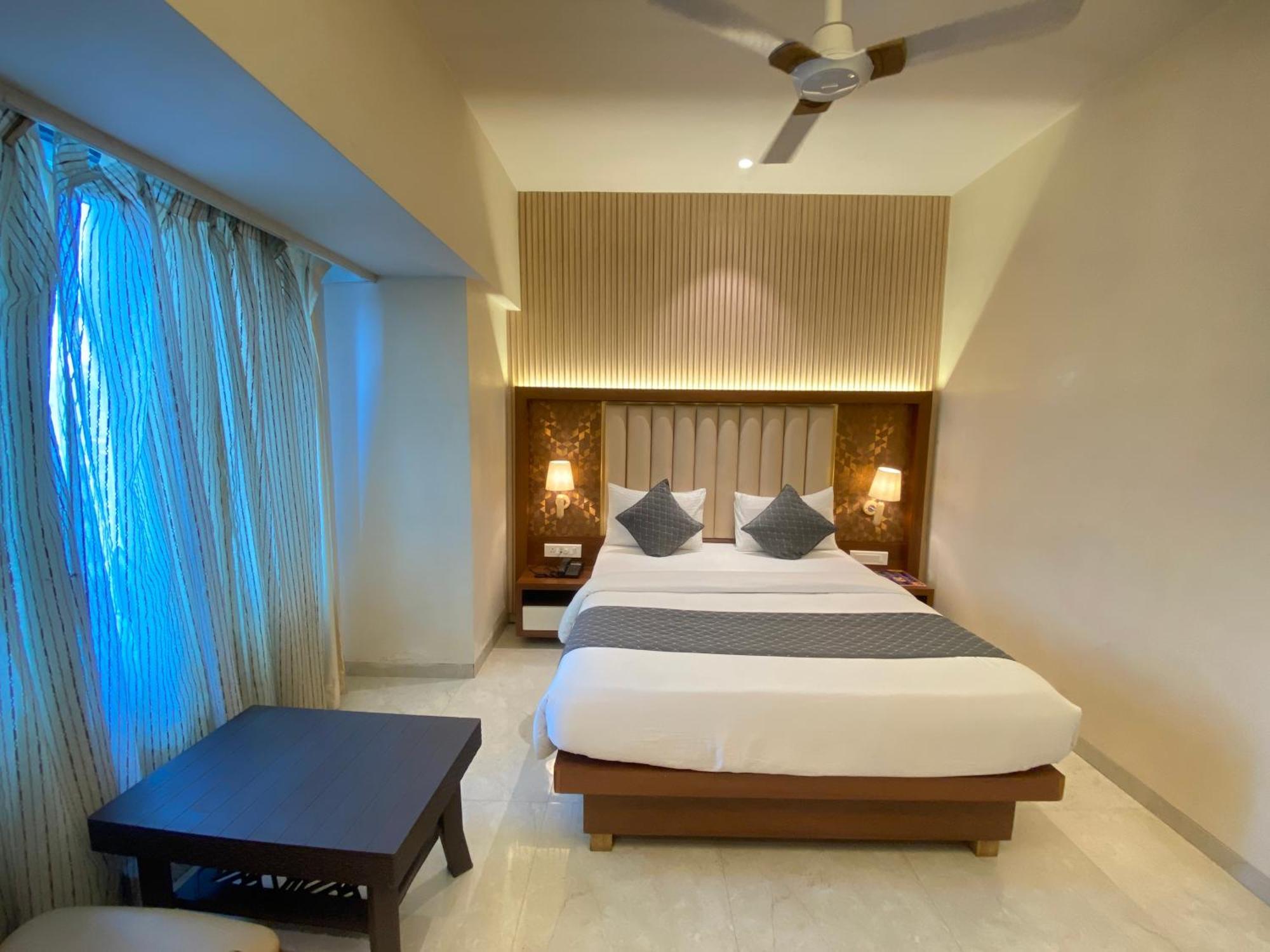 Hotel Czar Inn - Vashi Нави Мумбай Екстериор снимка