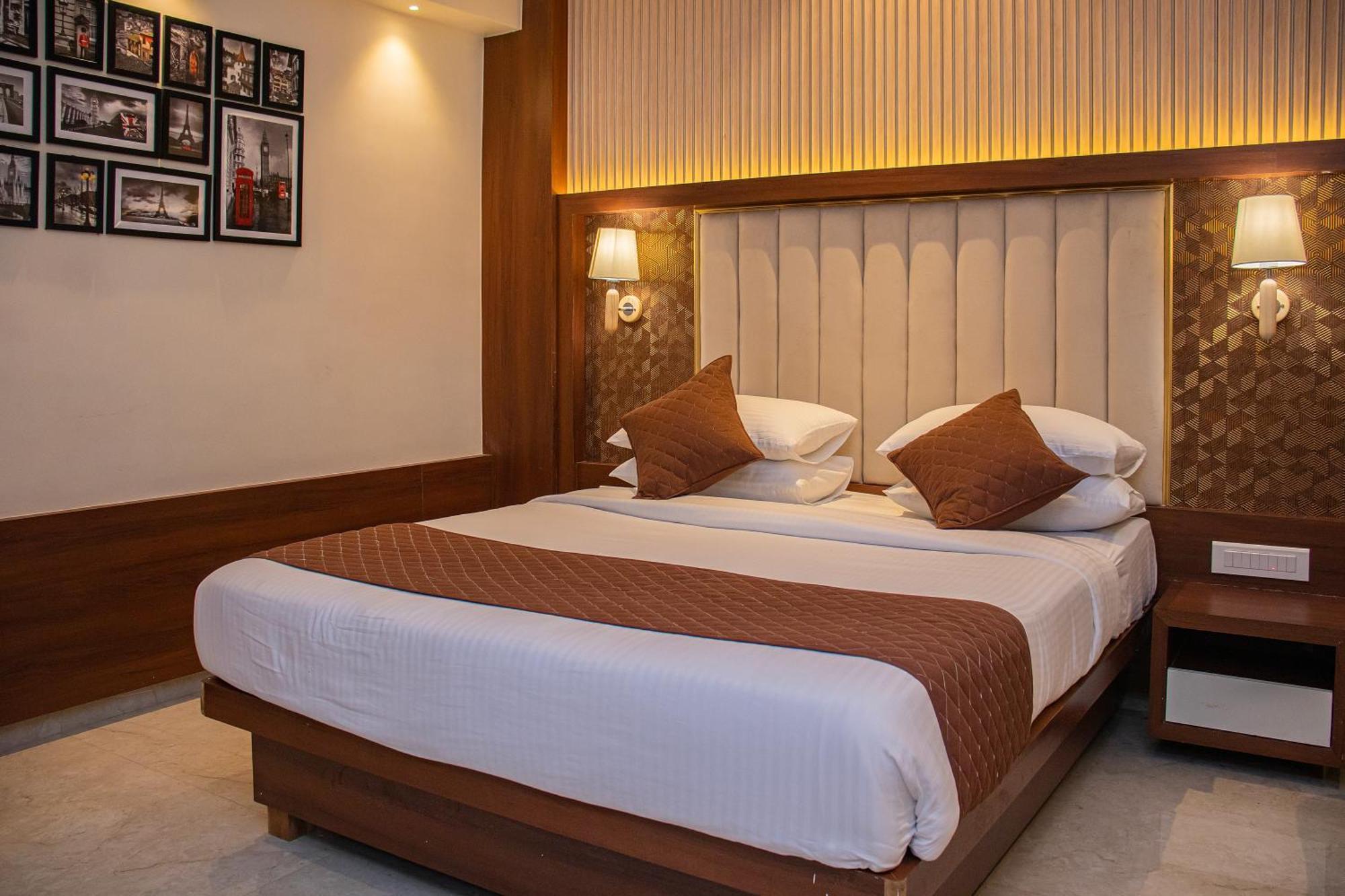 Hotel Czar Inn - Vashi Нави Мумбай Екстериор снимка